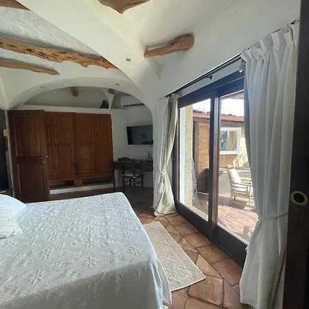 Aurora Bed & Breakfast *